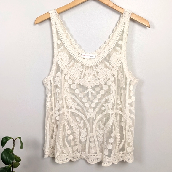 LOVE TREE | Ivory Sleeveless Blouse Tank Top | Size Medium - Picture 2 of 15